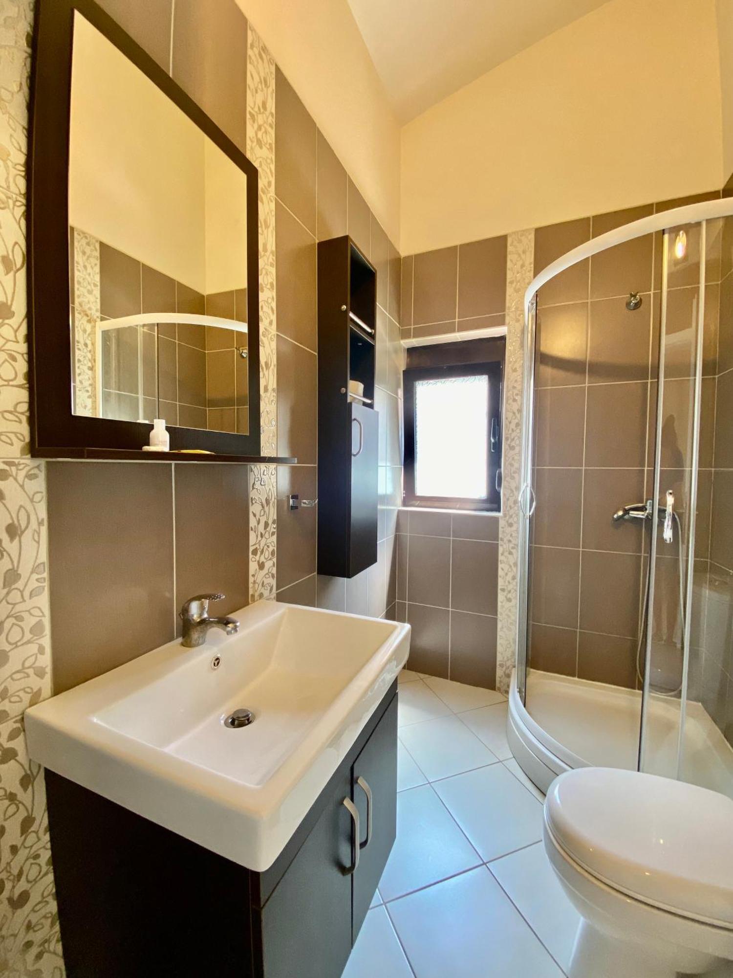 Fimi Apartments Ulcinj Buitenkant foto