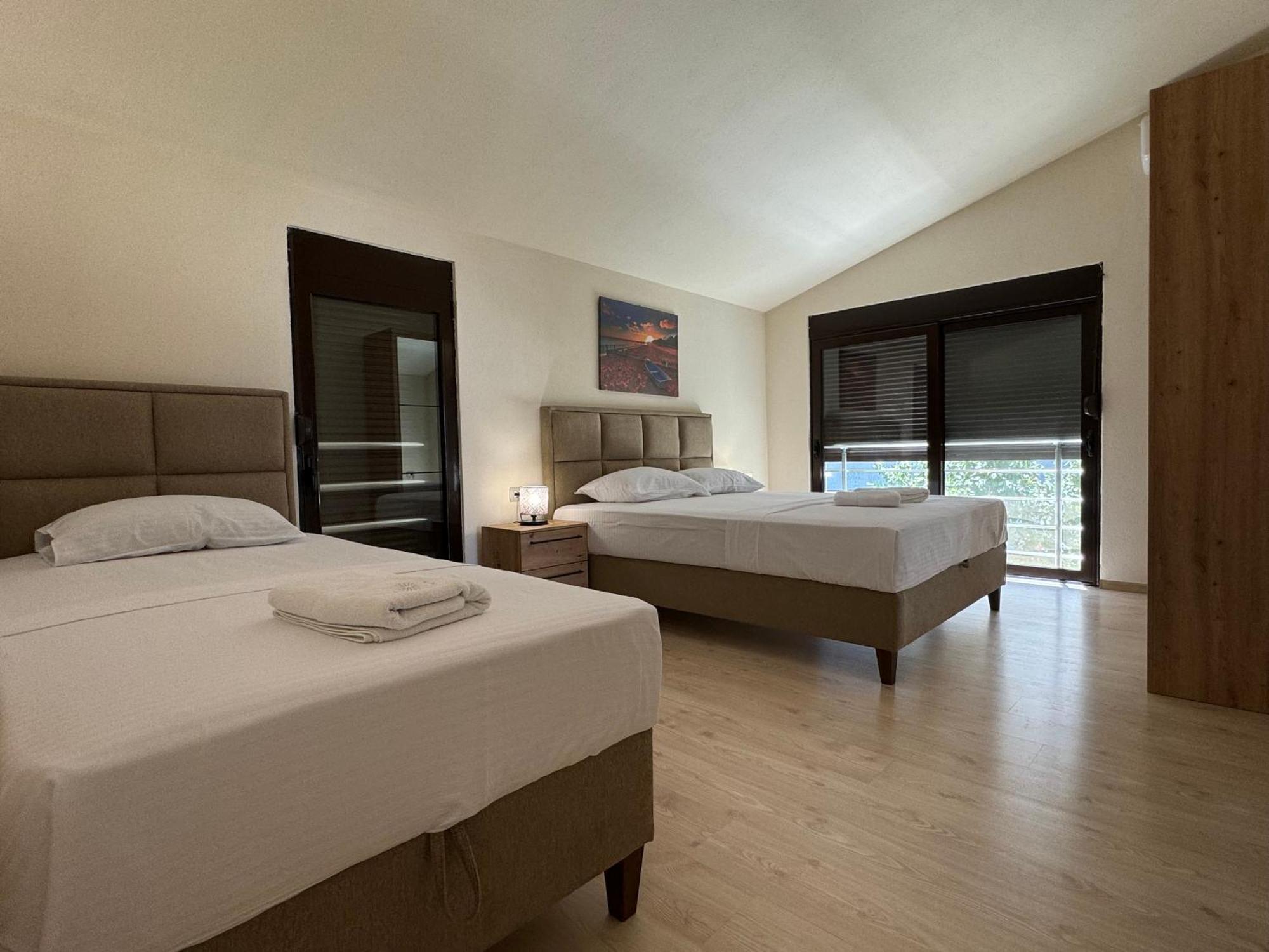 Fimi Apartments Ulcinj Buitenkant foto